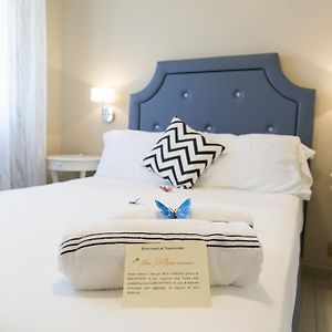 Deluxe Two-Bedroom Apartment